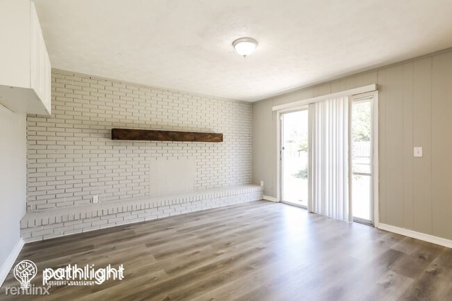 Building Photo - 3 br, 2 bath House - 2867 Holly Bay Road UNIT