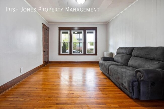 Foto del edificio - 120 West Ave