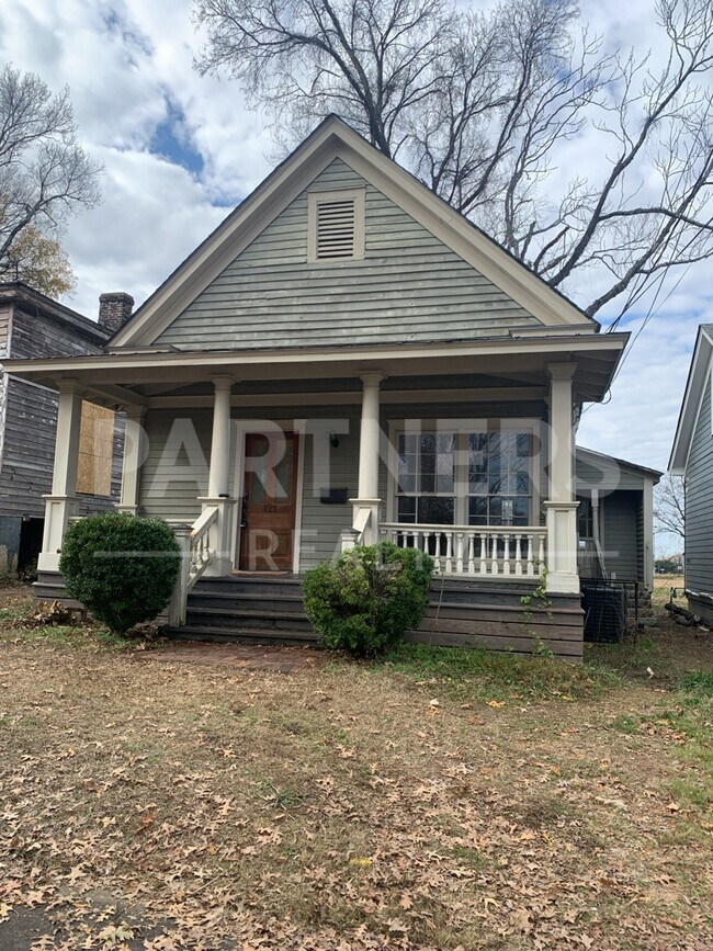 Foto del edificio - 121 Hanrick St