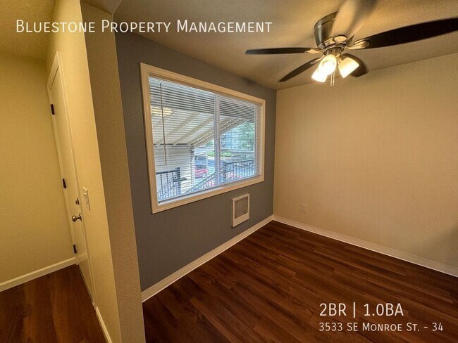 Foto del edificio - 3533 SE Monroe St