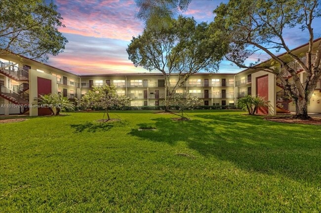 Foto del edificio - 13500 SW 1st St