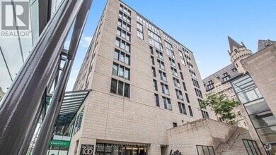 Building Photo - 700-700 Sussex Dr