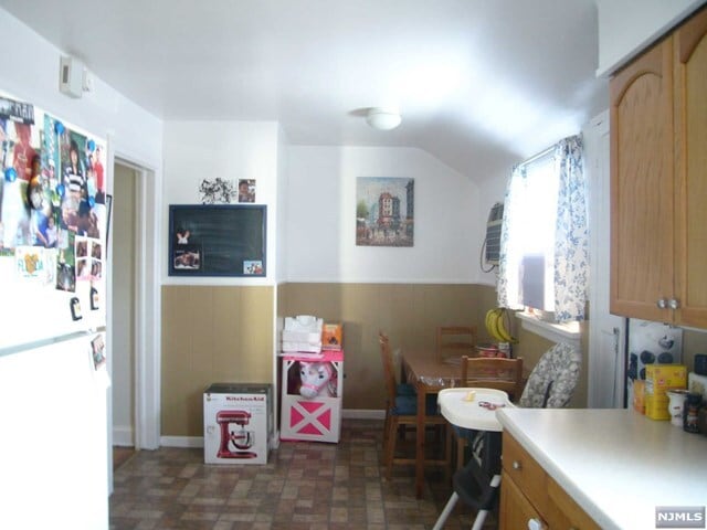 Foto del edificio - 80 E Passaic St