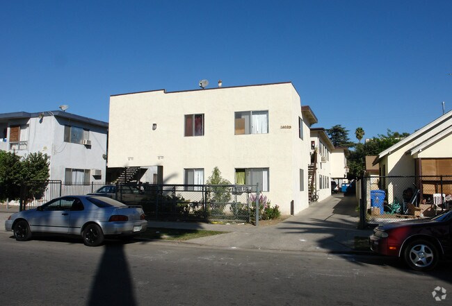 Building Photo - 14623 Calvert St