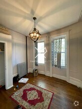 Building Photo - 784 St Johns Pl