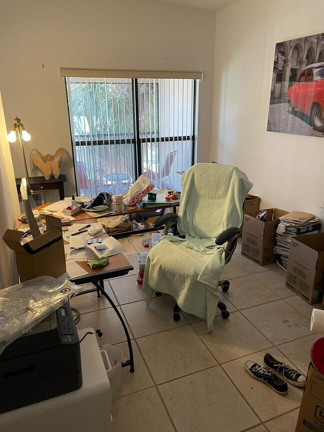 Foto del edificio - 2301 NE 16th St