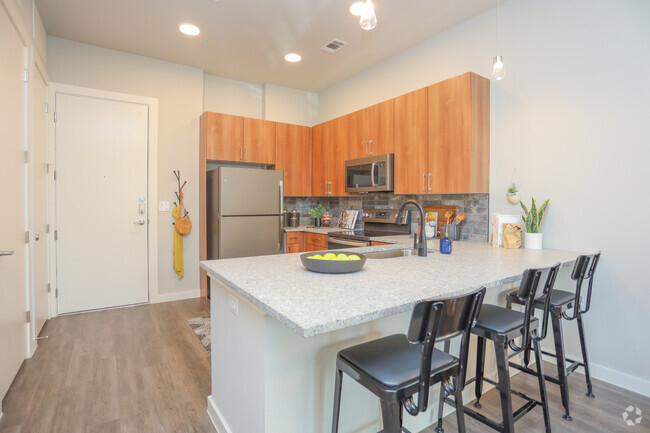 1BR, 1BA - 692SF - A5.2 - The Cooper