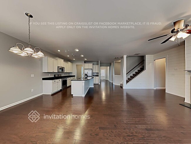 Foto del edificio - 667 Lorimore Pass