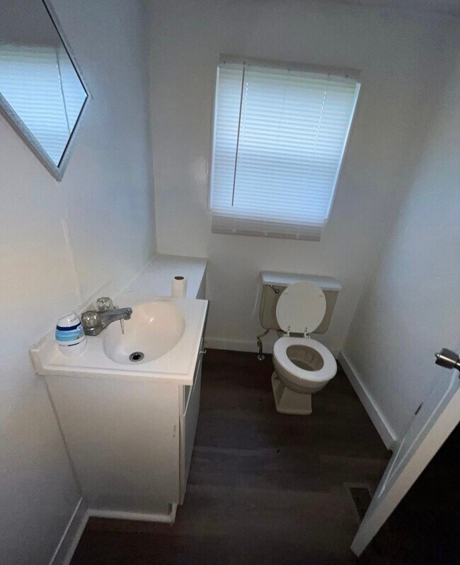 Foto del edificio - 151 Robinson Rd