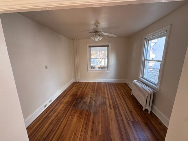 Foto del edificio - 2714 E County Line Rd