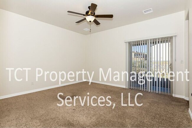 Foto del edificio - Gorgeous almost new 3 bed in Prescott!