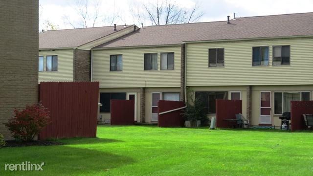 Building Photo - I1 Cedar Cir