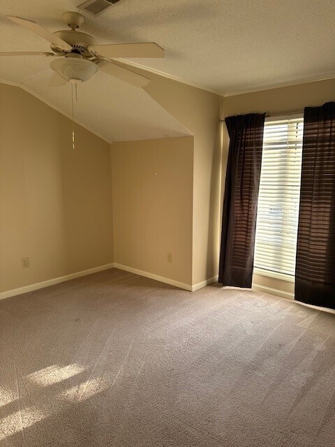 Foto del edificio - 2157 Vaden Village Dr