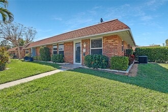Building Photo - 2710 Arbutus St