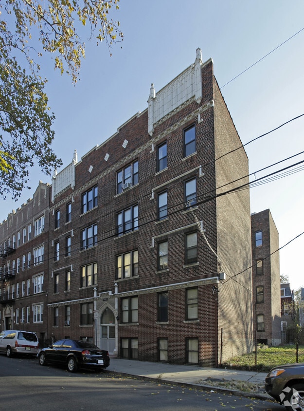 9-11 Gardner Street - 11-15 Gardner Ave