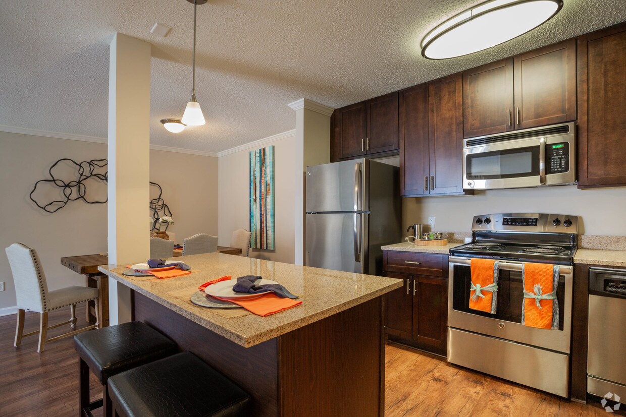 The Apartments at Midtown 501 545 Ashley Ct Chapel Hill, NC