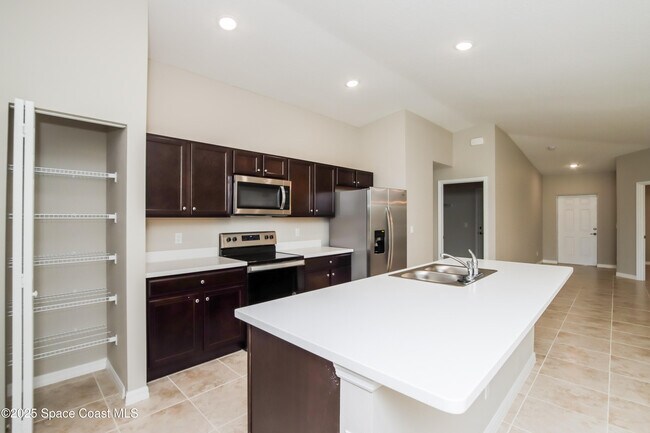 Foto del edificio - 2267 Whiteside Ave SE