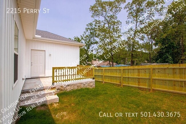 Foto del edificio - 2215 Perry St