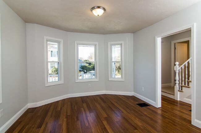 Foto del edificio - 10 Giles Ave