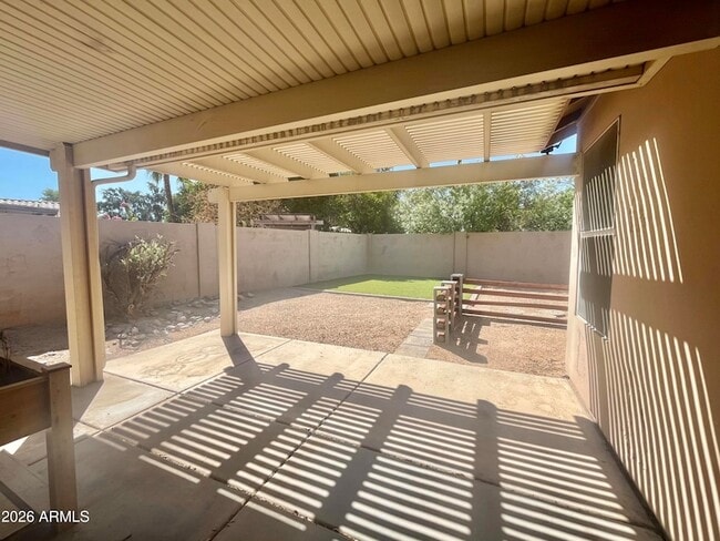 Foto del edificio - 7427 W Crest Ln