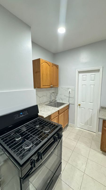 Foto del edificio - 25 E 18th St