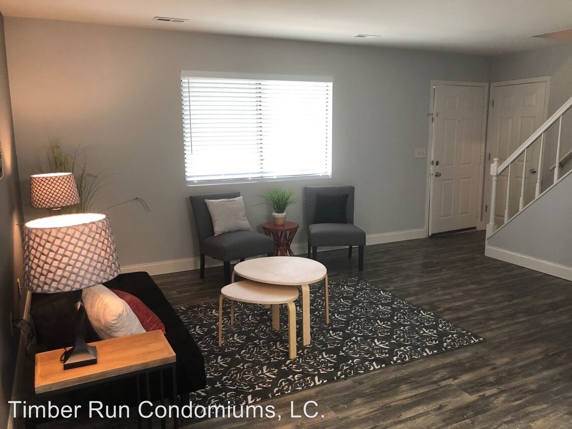 Building Photo - 2 br, 1.5 bath House - 353 Rose Marie Ct.