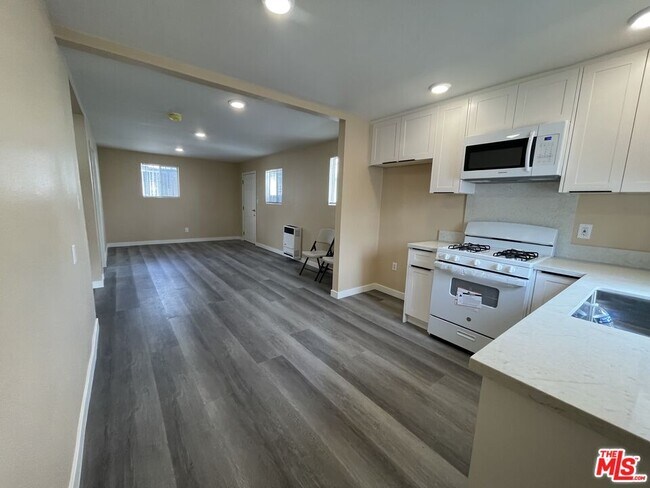Foto del edificio - 1010 E 46th St