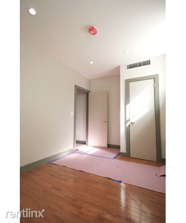 Fotografía del edificio - 159 W 10th St