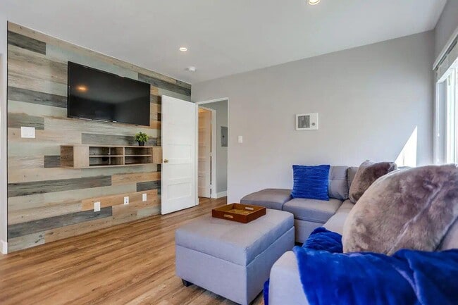 Foto del edificio - 812 Island Ct