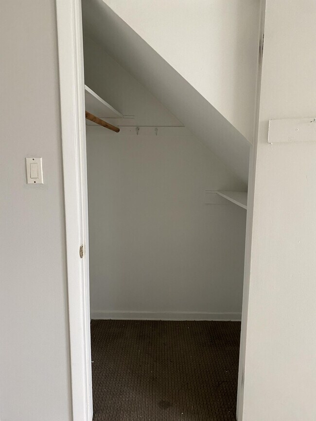 Foto del edificio - 4829 W 31st St