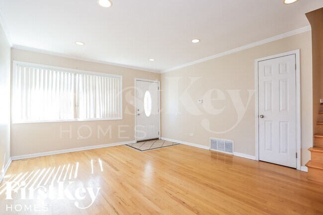 Foto del edificio - 122 E Lincoln Ave