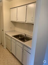 Building Photo - 326 Orchard Trace Ln