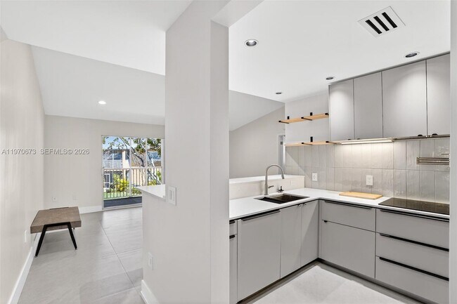 Foto del edificio - 401 SE 10th St