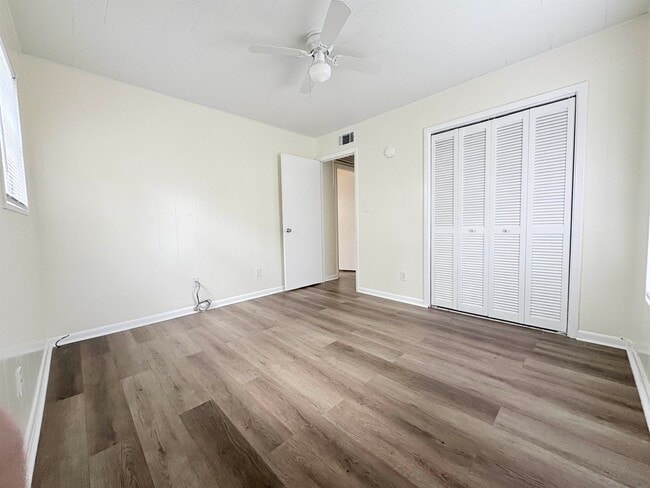 Building Photo - 3241 Big Oak St