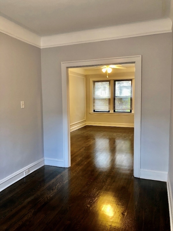 Primary Photo - 3157 N Hudson Ave