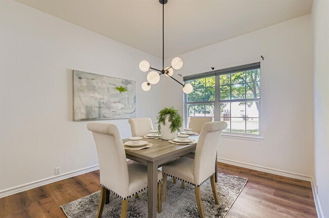 Building Photo - 20825 Penny Royal Dr