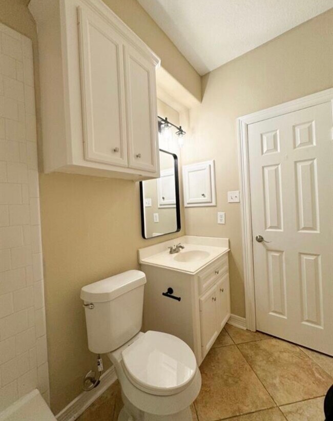 Building Photo - 16539 Amargos Dr