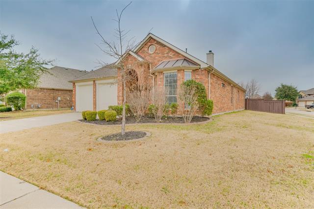 Primary Photo - 2804 S Serrano