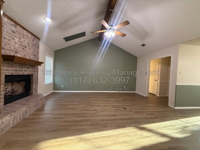 Foto del edificio - 7808 Mallard Ln