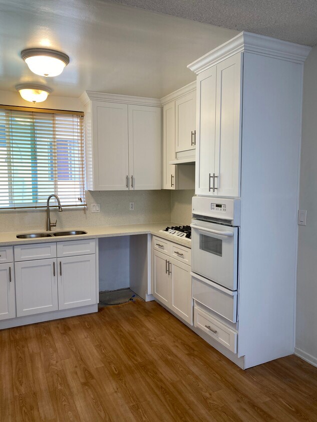 Foto principal - 11983 Walnut Ln