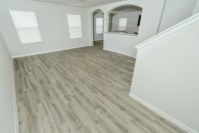 Building Photo - 5610 Long Arbor Ln