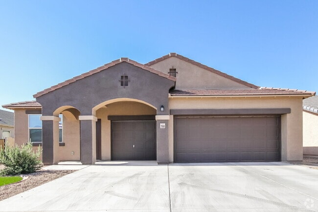 Building Photo - 2908 W Hidalgo Ave