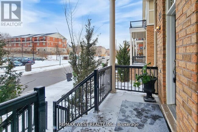 Building Photo - 35 Bell Estate Rd