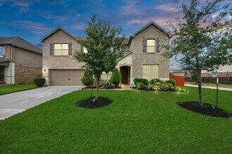 Building Photo - 28215 Shorecrest Ln