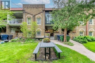 Building Photo - 257-257 High Park Ave
