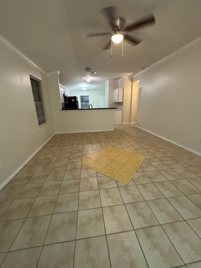 Building Photo - 4714 Garden Meadow Dr