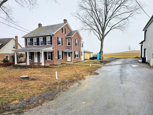 Foto del edificio - 32 N Farmersville Rd