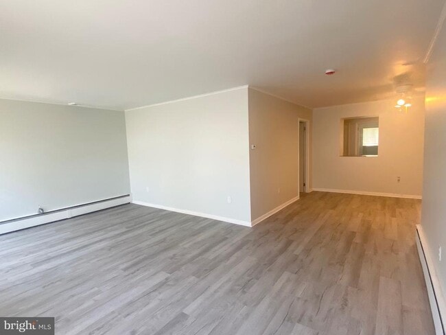 Building Photo - 3 Catawba Ave