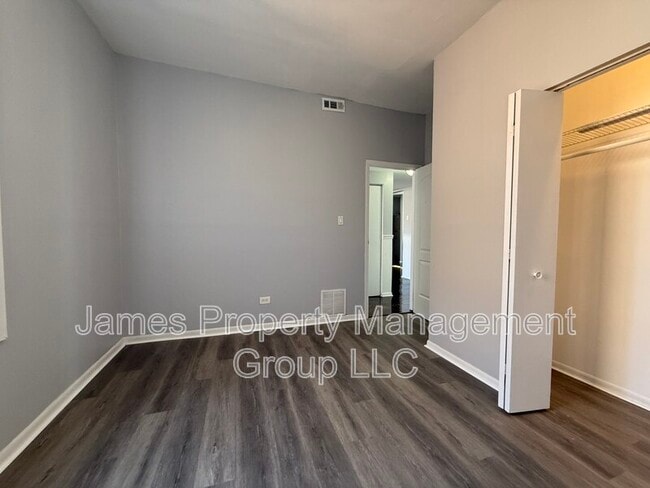 Foto del edificio - 6106 S Dorchester Ave