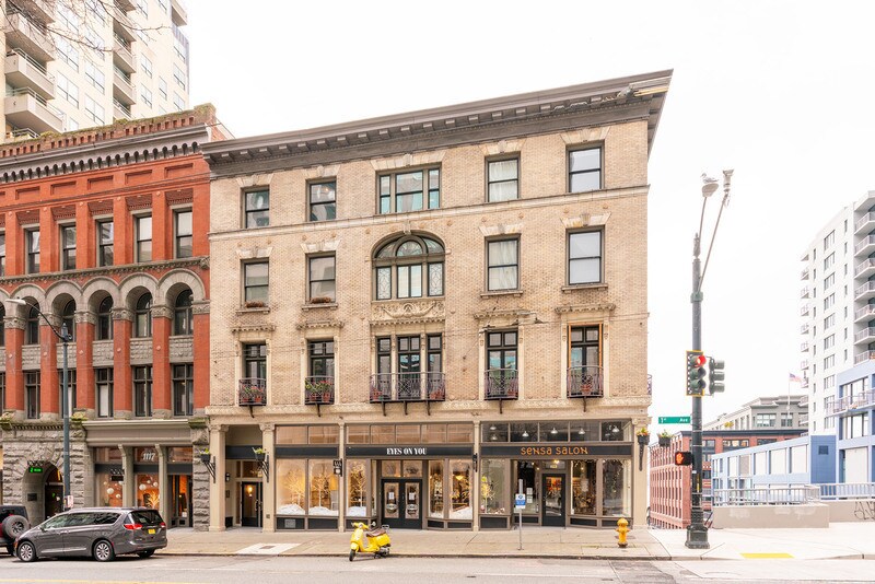 Photo - 1119  1st Ave